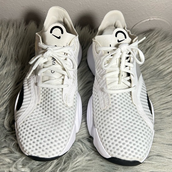 Nike Superrep Go Women Running Trainers Sneakers White Black Dark Smoke Grey Sz9 - Picture 3 of 9